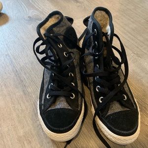 Women’s converse sneakers